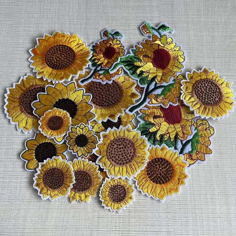 1PC/Sunflower Fusible Patches,Flowers Embroidered Appliques,Thermoadhesive Sticker,Shoe Repair Iron On Patch,Clothing Kids Badge