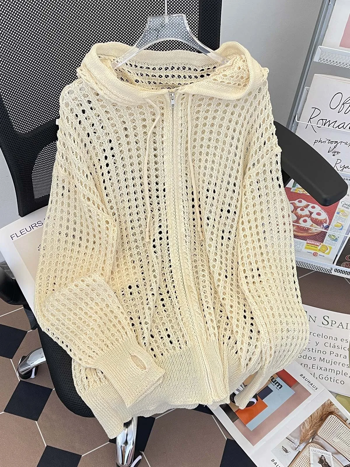 

2025 Pure Color Retro Japanese Sle Knitted Sweater with Zipper Hollow out Design ex Hat Summer Outerwear