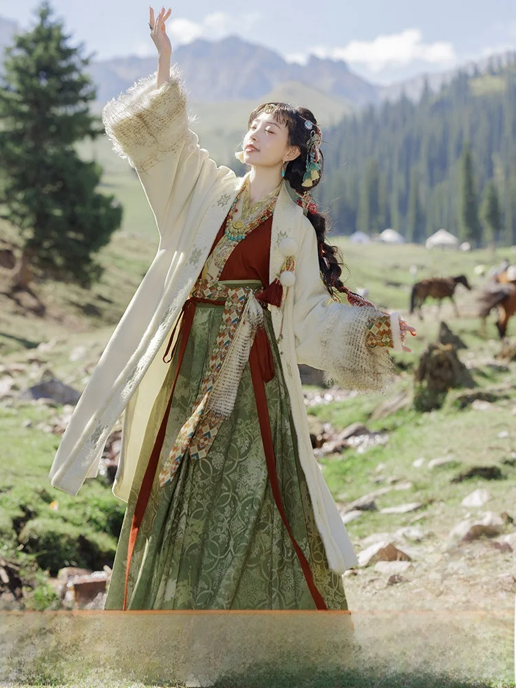 

Теплая верхняя одежда: футболка, плиссированная юбка, красный комплект Ханьфу для женщин из полиэфирного волокна, модный осенний комплект Ханьфу