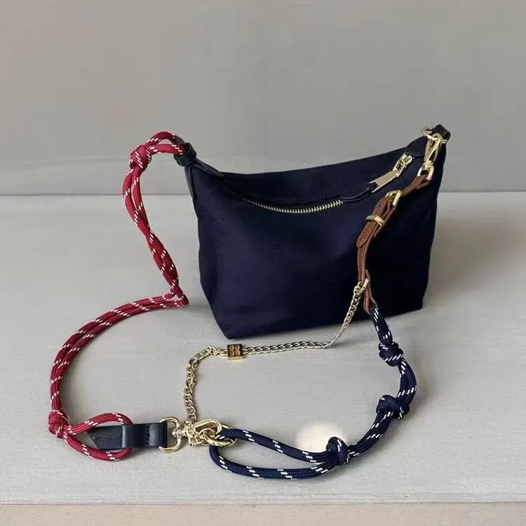 

2025 Vintage Waterproof Lunch Bag Color block Surf Rope Handle Fashionable Shoulder Purse