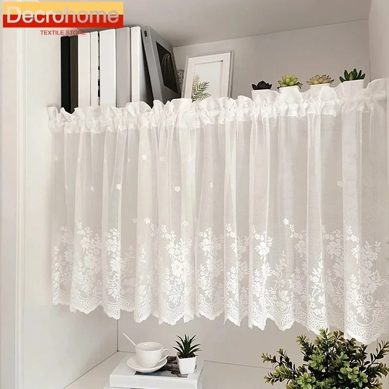 1 Stück süßer Stil weiße Tüllvorhänge für Wohnzimmer, Schlafzimmer, Spitzenvolant für das Fenster, Stangentasche, transparenter kurzer Vorhang