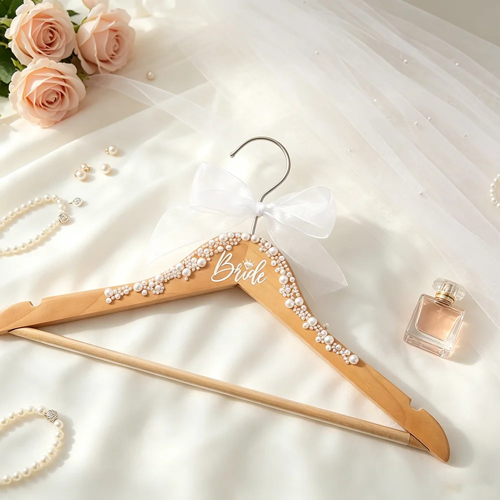 Set aus 2 Braut-und-Bräutigam-Kleiderbügeln aus Perlenholz, Geschenk zur Brautparty, Hochzeitsprodukte, Junggesellenabschied-Dekoration, Flitterwochen-Reisezubehör – Detail 3