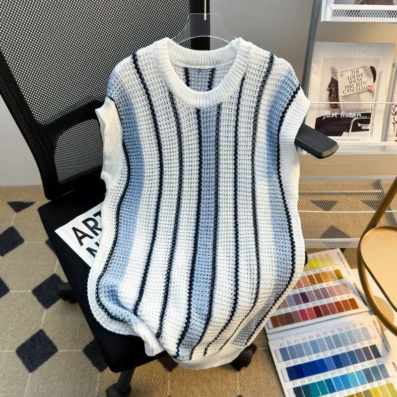 Stylish Men's Sleeveless Knit Top With Vertical Stripes Casual Daily Wear Breathable Lightweight Design