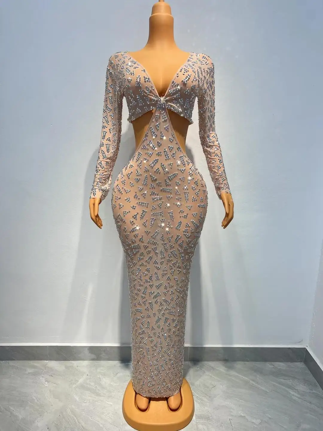 Femmes Sexy Couture maille célébrer robe de soirée anniversaire bal Photo Shoot porter brillant strass col en V longue robe Xingzhuang