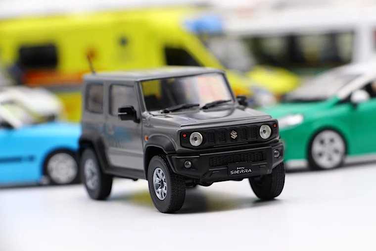 Kyosho    Suzuki Jimny Sierra 1:43 2018 Metal Die-cast Model Collection Car Toy