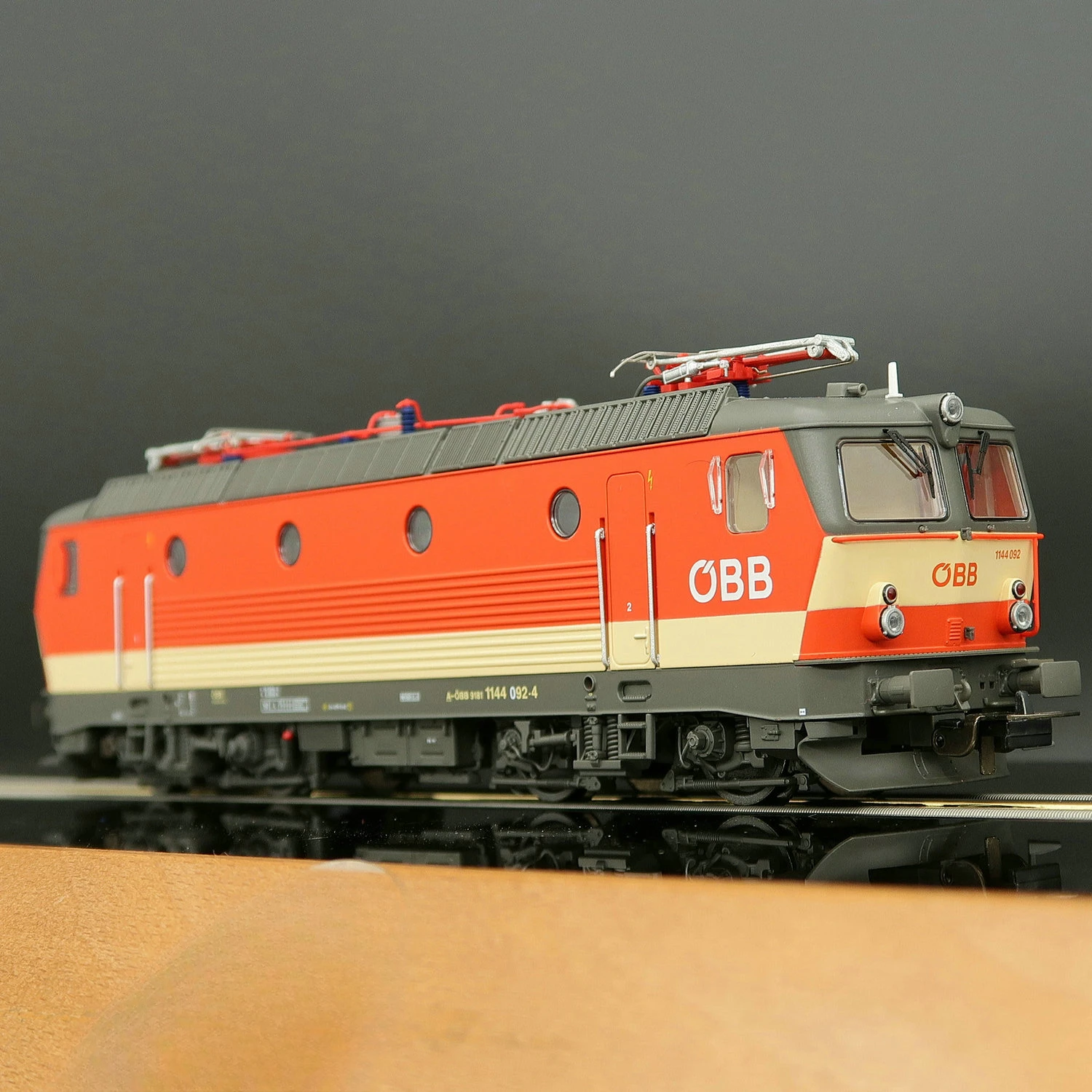 HO 1/87 Train Model PIKO 51638 RH1144 Austrian Sixth Generation Electric Locomotive Digital Sound Effect (DCC) Rail Car Toy Gift