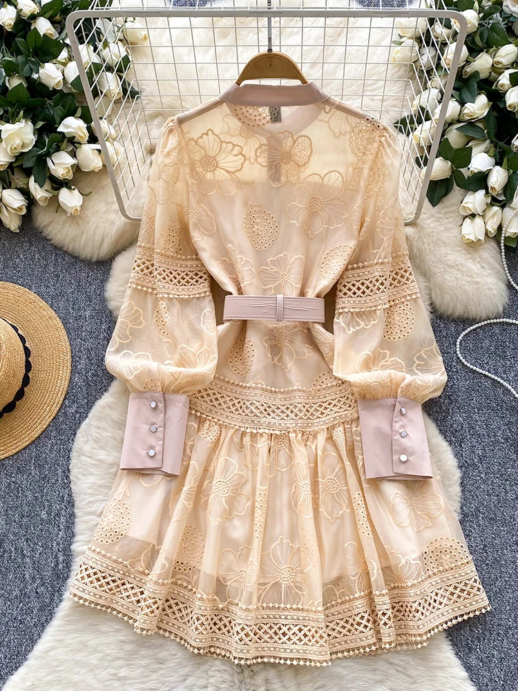 春秋フレンチレトロパーティー長袖ミニドレス女性の刺繍レースシングルブレストウエスト誕生日ドレス S125