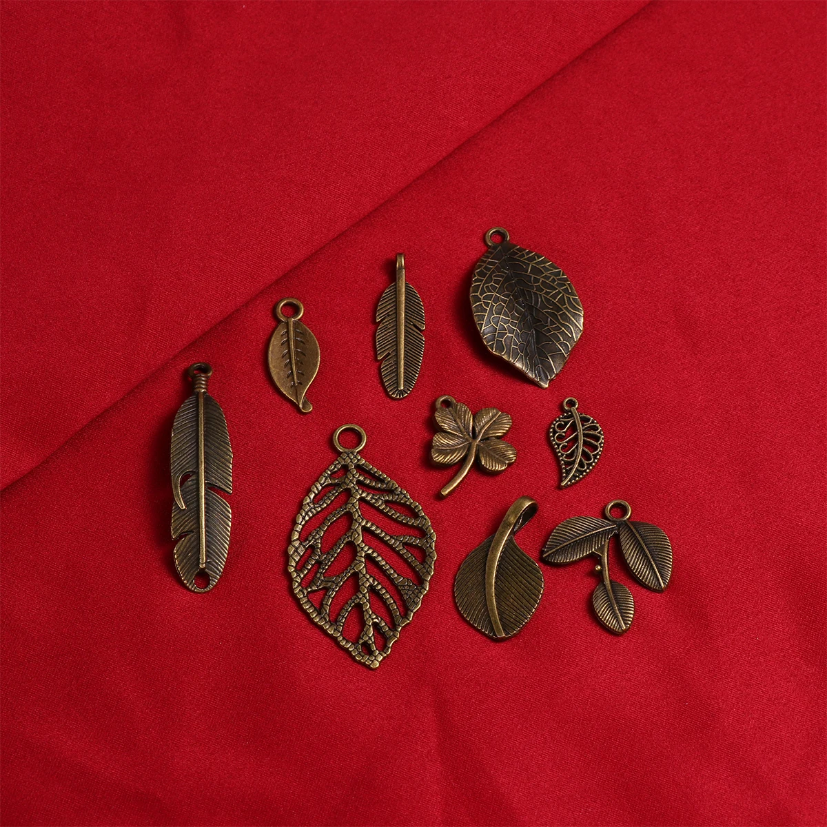 

150 Pcs Leaf Jewelry Accessories Bracelet DIY Making Necklace Jewlry for Student