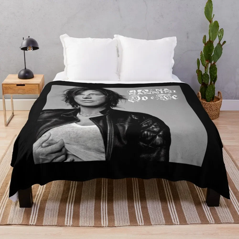 

Gianna Nannini - Io e Te album 2011 Throw Blanket Luxury Fashion Sofas Blankets Summer for winter Heavy Blankets