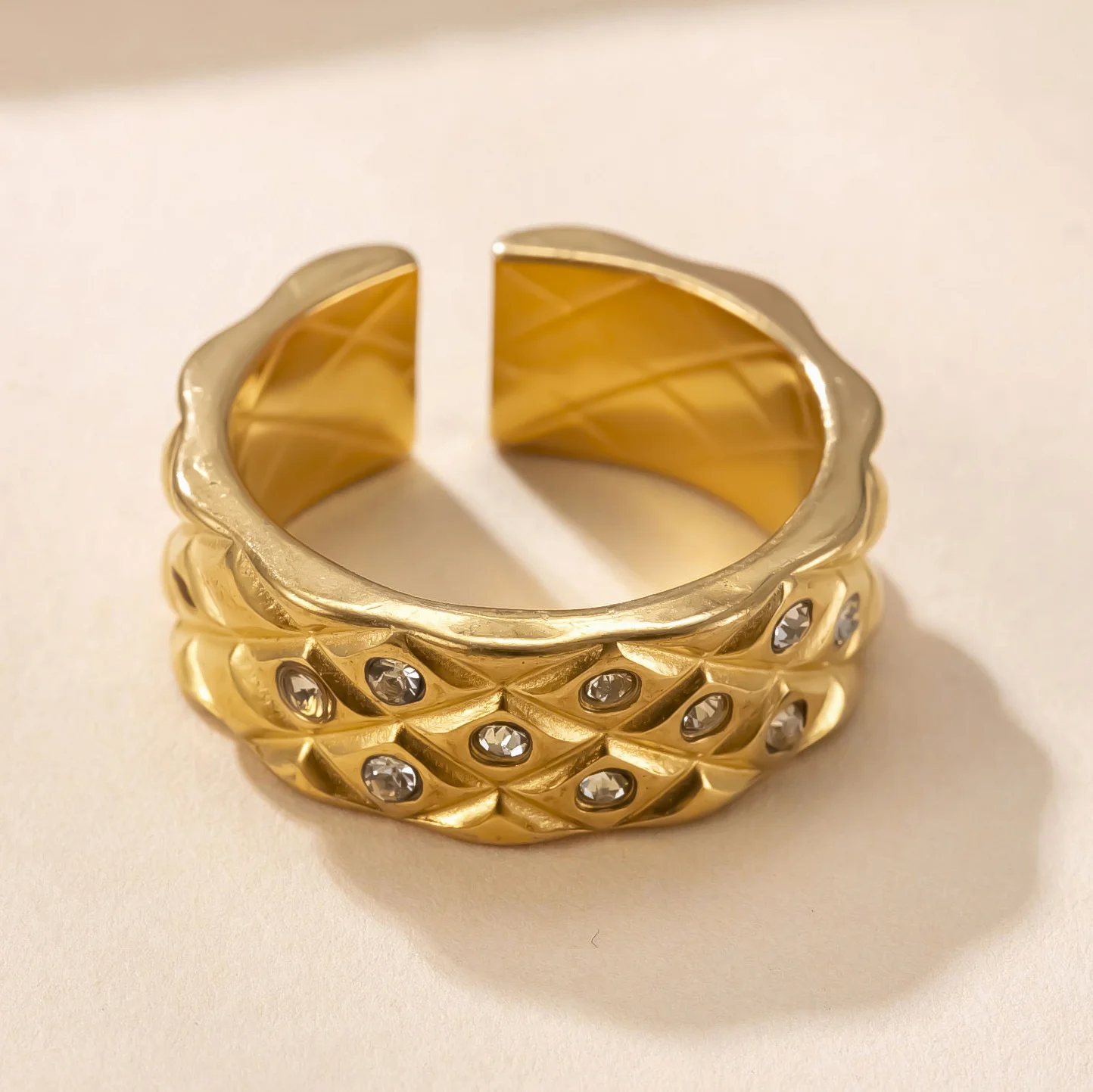 اللون الذهبي تألق مكعب زركونيا خمر عين الله المنحوتة البنصر للنساء الفاخرة الزفاف الفرقة هدية مجوهرات