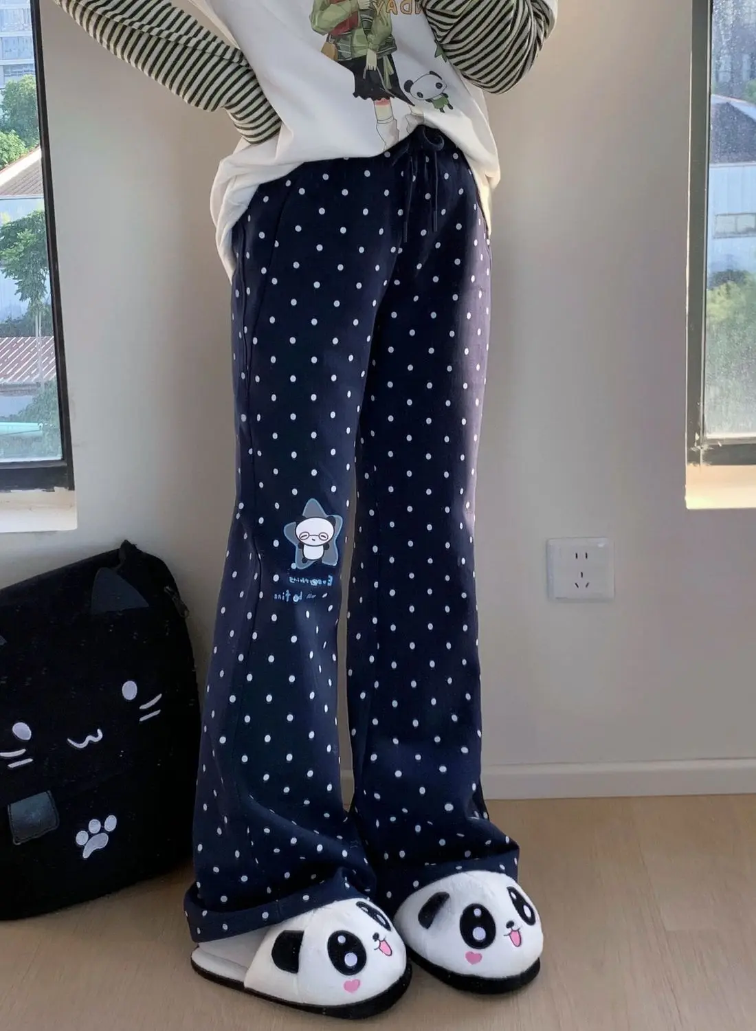 Y2k خمر 2000s البولكا نقطة سراويل تقليدية لطيف الكرتون الباندا طباعة مضيئة الكورية نمط لعوب الشارع موضة Harajuku فتاة شابة #1