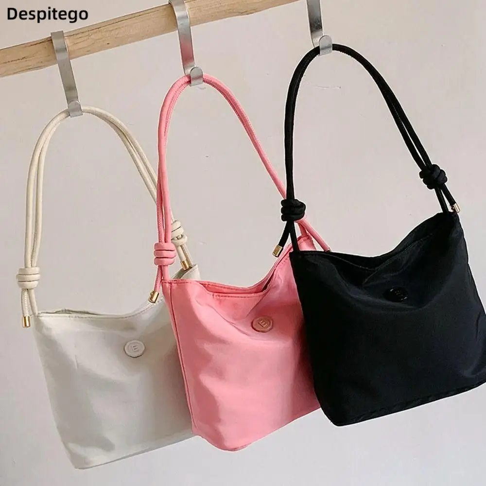 Korean Fashion Simple Nylon Bag Handbag Lightweight Fashion Girl Casual and Versatile Bucket Bag Shoulder Underarm Bag