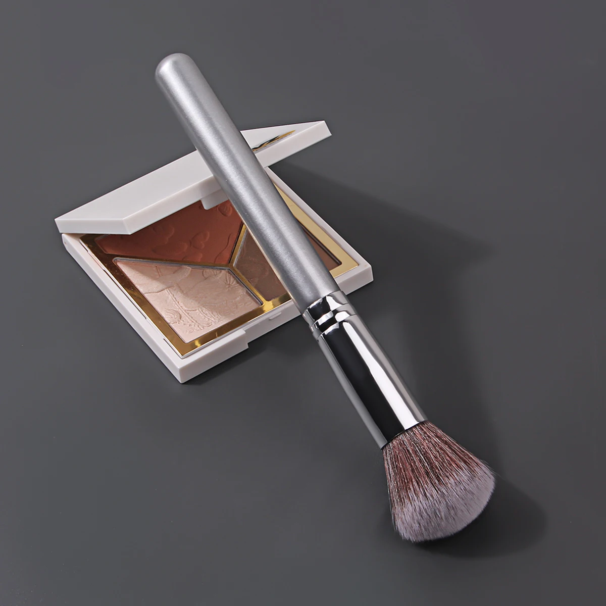 1 piece silver loose brush setting honey brush beginner's wooden handle soft bristle portable makeup brush beauty tool