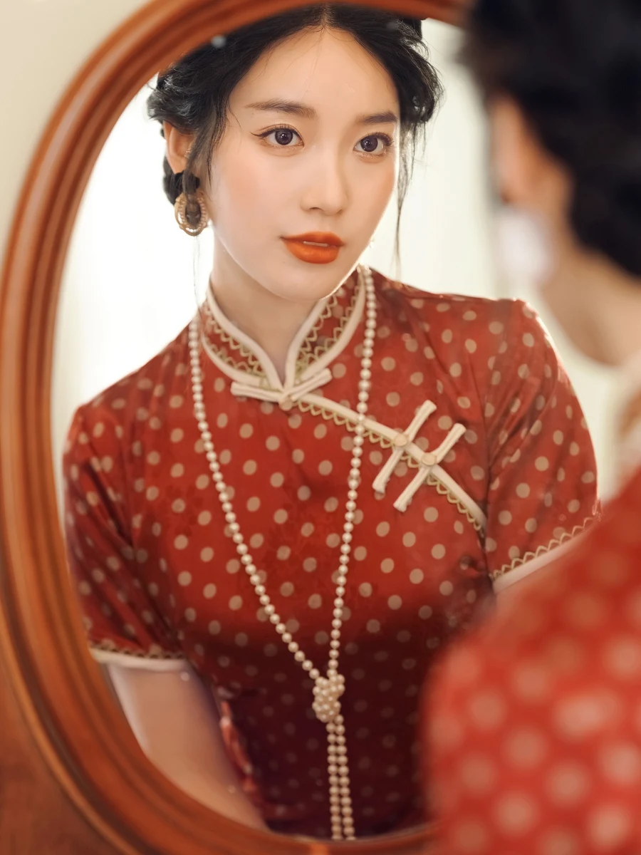 Nuovo stile cinese rosso repubblica della cina Retro Cheongsam estate nuova ragazza temperamento vestito quotidiano di fascia alta