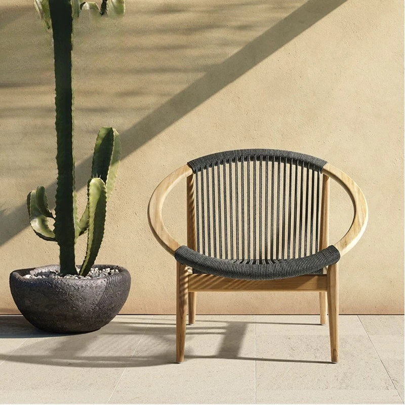 كرسي أريكة للحديقة في الفناء الخارجي، شرفة متعددة، طاولة طعام وكراسي من خشب الساج الترفيهي، سرير الفندق