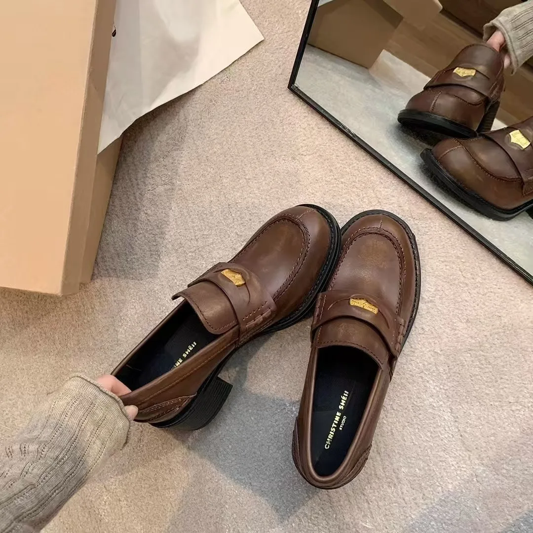 

Brown Retro Chunky Heel Loafers Women Round Toe Shallow Slip On Metal Decoration Black Leather Shoes 2025 Spring New Loafers