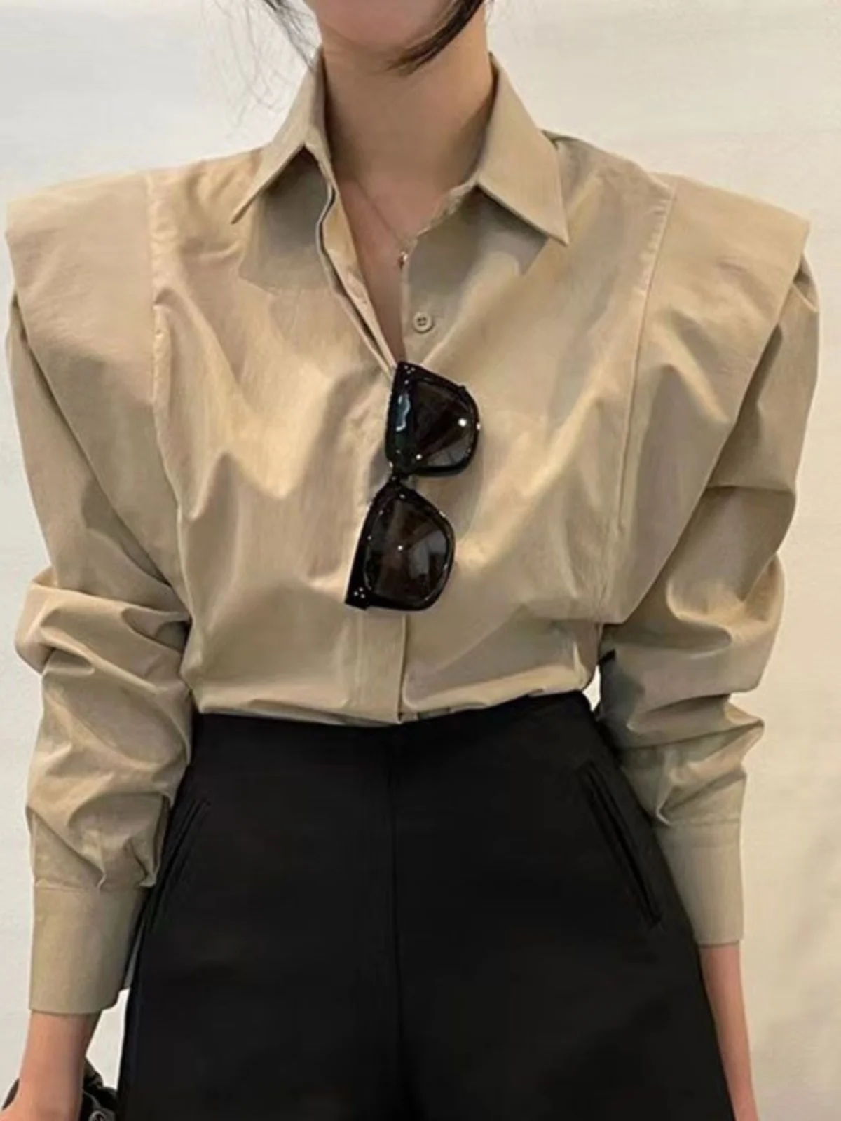 

Retro Collar Women's Casual Shirt Spring Autumn Versatile Unique Design Straight Shoulder Long Sleeve Pure Color Button up