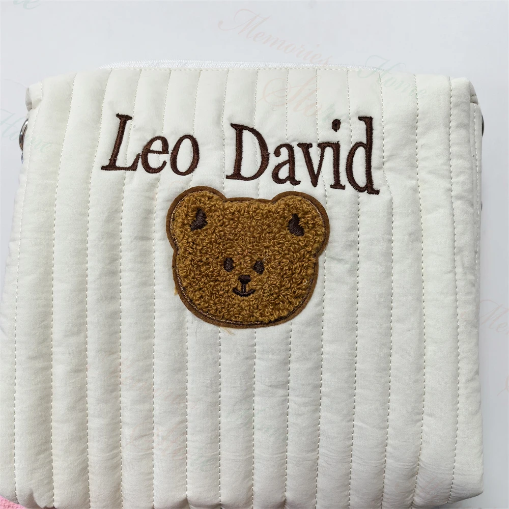 Bolsa de almacenamiento de pañales de oso multifuncional con nombre personalizado, bolso colgante para cochecito al aire libre de mamá, bolso lindo con nombre personalizado, 22x16cm, nuevo