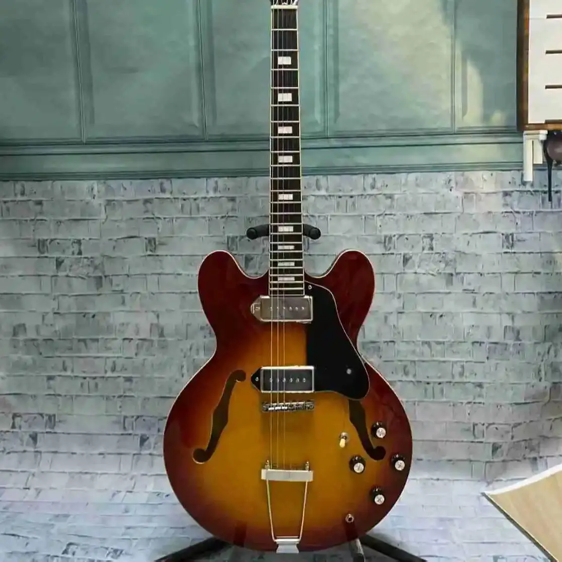 

335 Semi-hollow electric guitar P90 pickup Chrome-plated hardware Maple body rosewood fingerboard 22 frets FAST DELIVERY