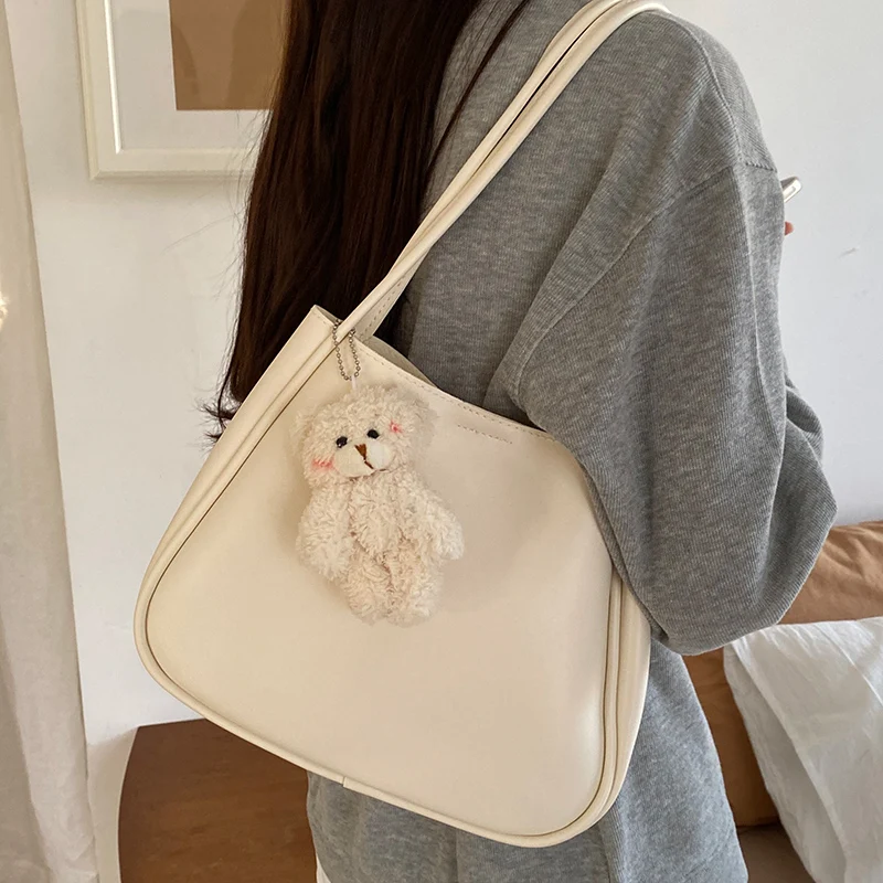 Bag Women Autumn 2023 New Korean Sle Shoulder Bucket Underarm Bag Large Capaci Soft Leather Tote Bag Leisure Commuter