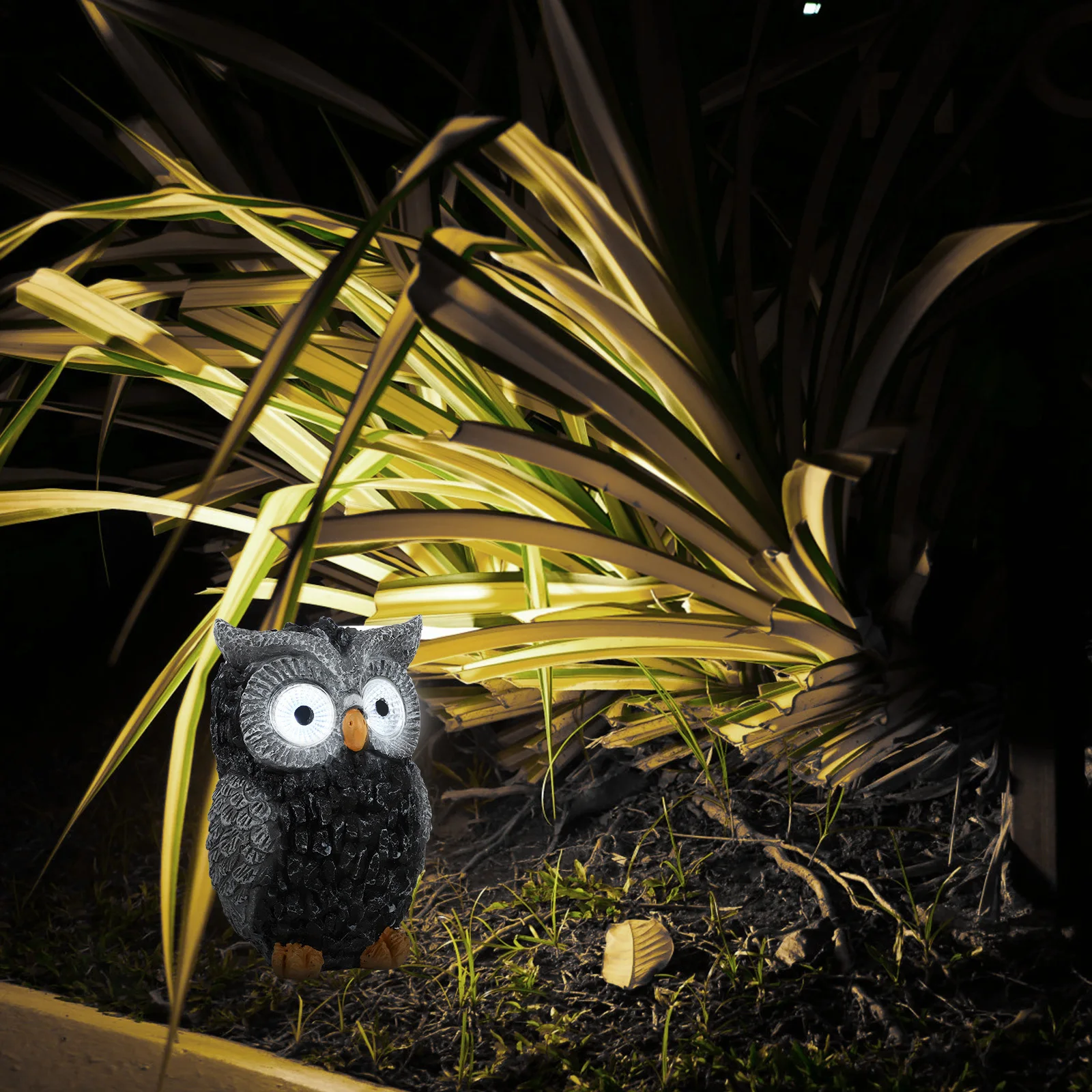 

Solar Owl Sculpture Waterproof Weatherproof Outdoor Decor Patio Garden Lawn Balcony Ornament Owl Figurines Garden Sculpture