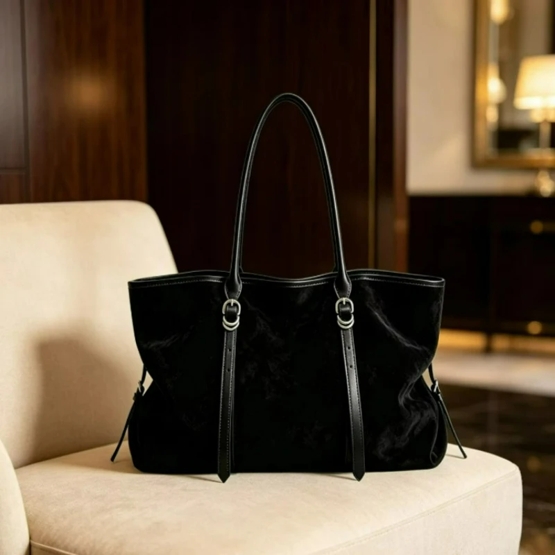 Fashion Suede Velvet Women Shoulder Bag Large Capacity Elegant Luxury Ladies Handbag Commute Lady Big Totes Office Bag Shopping
