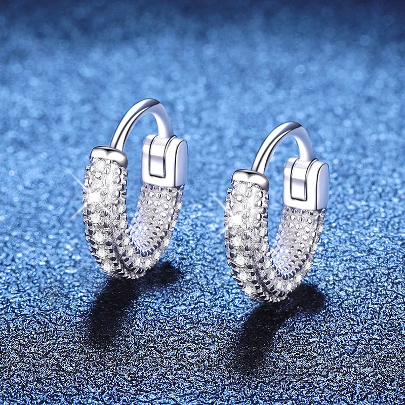 Platinum PT950 18K Gold Earrings for Women's Light Luxury Korean Version Versatile 0.7 Carat D Color Moissanite Earrings