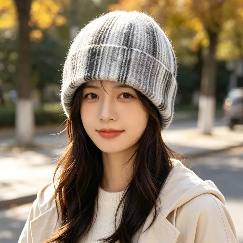 New Women Autumn and Winter Gradient Tie-dye Knitted Cold Hat Fashionable Outdoor Warm Ear Protection Striped Skull Beanie Caps