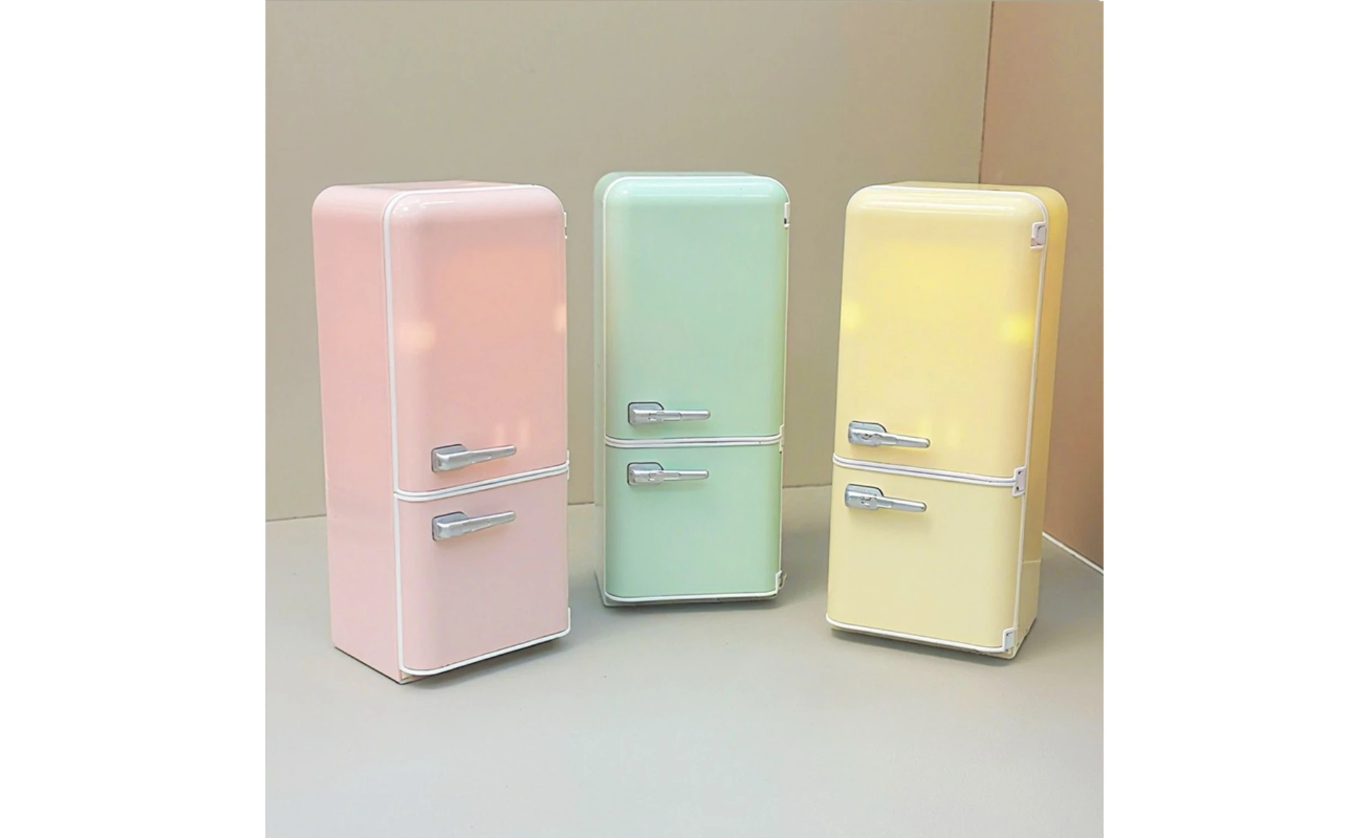 Dollhouse Refrigerator Openable Door Miniature Refrigerator Dollhouse Fridge Freestanding 1:12 Scale Fridge Realistic Dollhouse Refrigerator Openable Door Miniature Refrigerator Dollhouse Fridge Freestanding 1:12 Scale Fridge Realistic