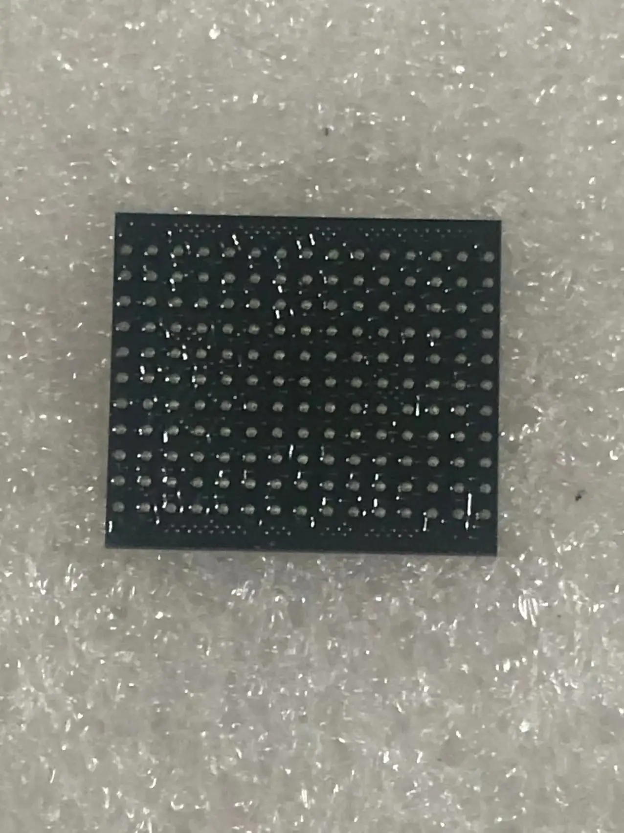 1PCS CY7C1312V18-167BZCES spot chip brand new spot CY7C1312V18-167BZCES supports BOM one-stop quotation