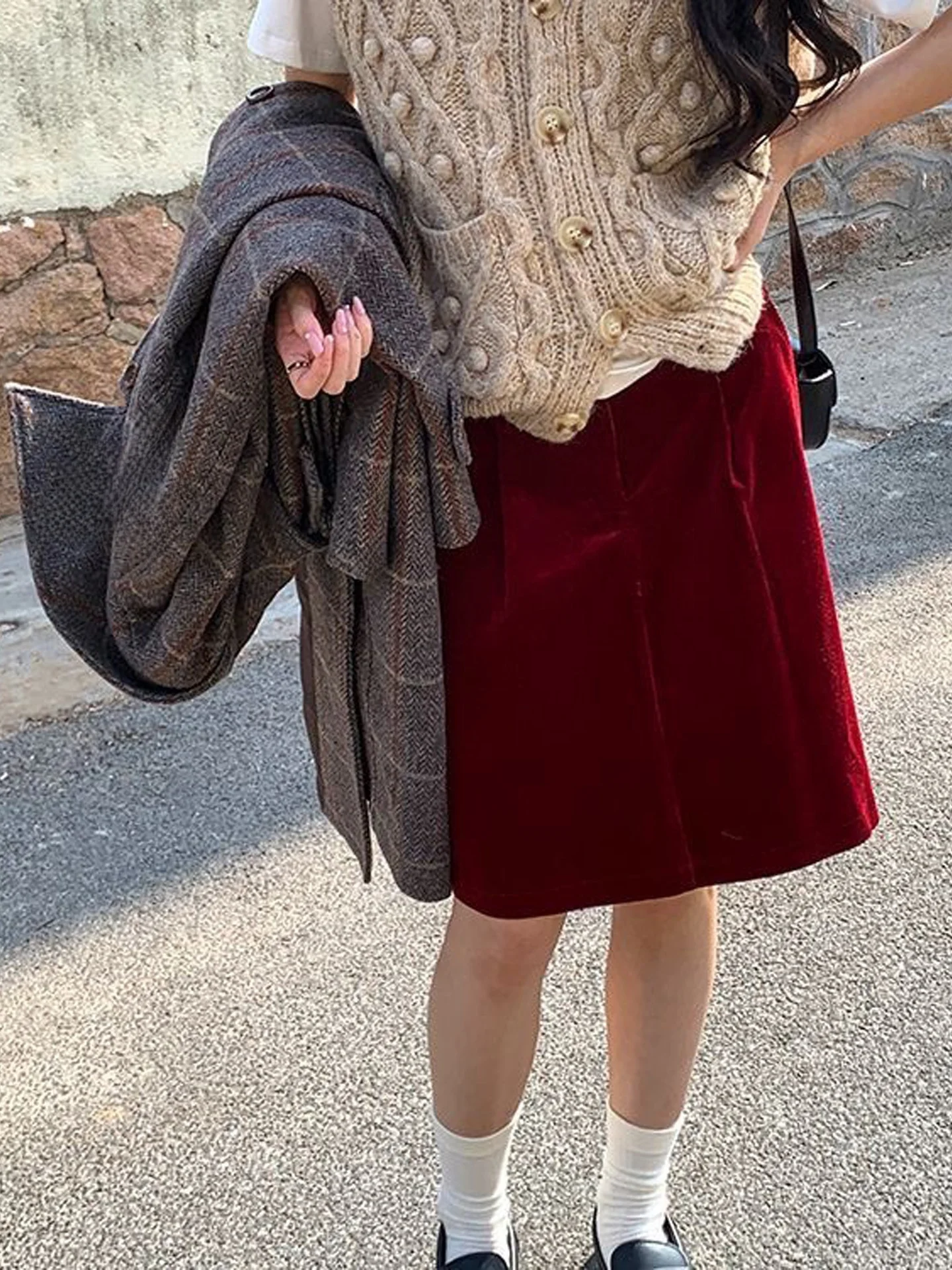 American Retro High Waist Red Corduroy Skirt Women's Loose Slimming Short Skirt Autumn New Style Fashionable A-Line Skirt