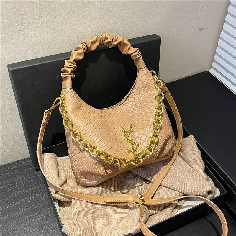 

Women's Trendy Chain Strap Tote 2025 New Arrival Shoulder & Crossbody Purse Fashionable Commuter Handbag for Daily Outings