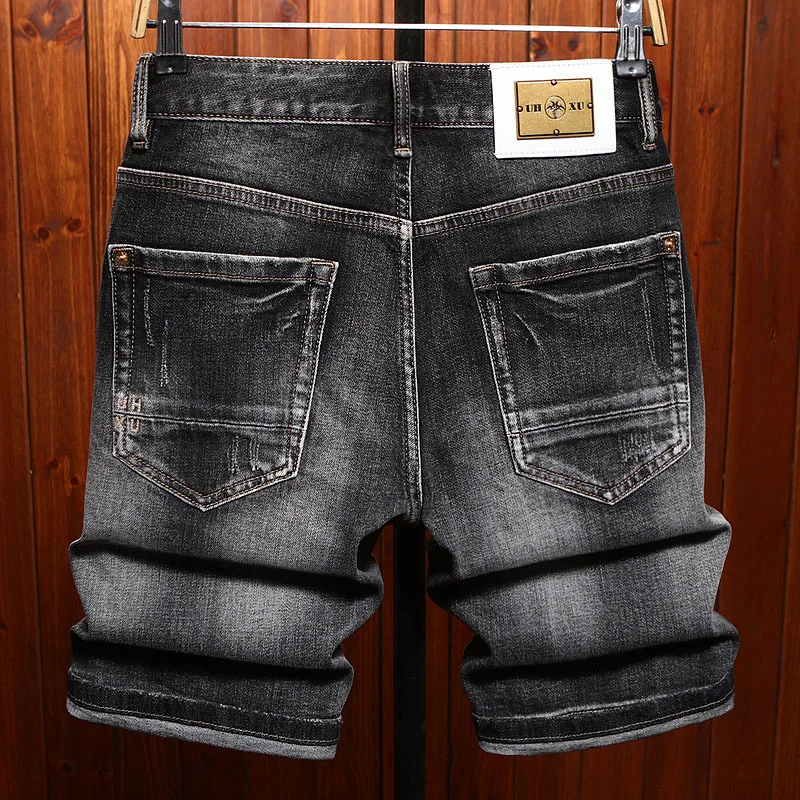 High street denim shorts for men in summer, slim fit straight leg, torn hole patch, scraped retro five quarter horse pants