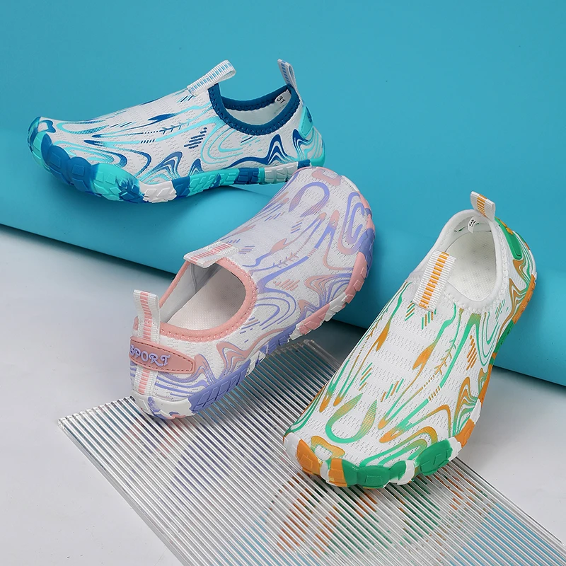 소년 소녀 아쿠아 신발 어린이 빠른 건조 운동화 배수 디자인 하이킹 와타리 물 신발 어린이 메쉬 수영 해변 맨발