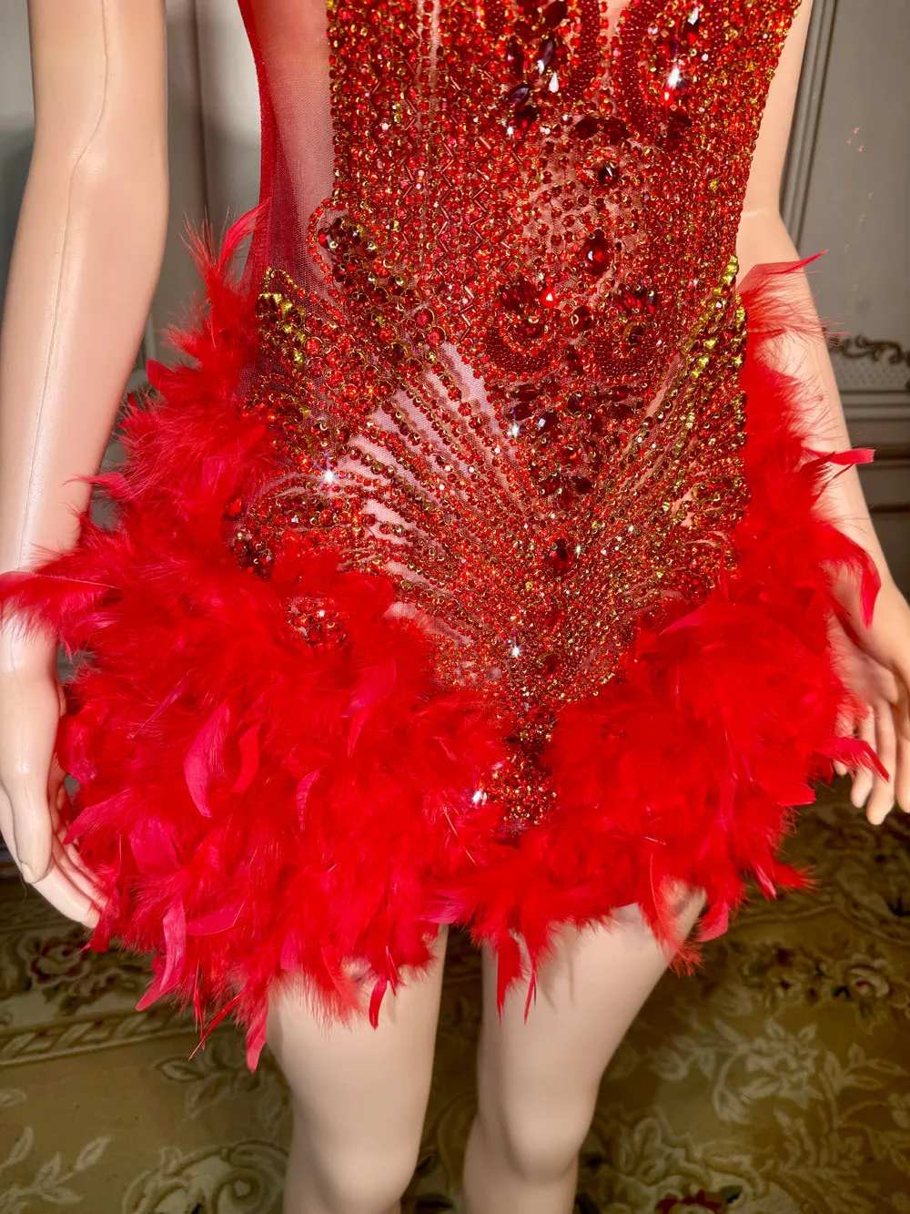 Diamond Sequins Mesh Feather Birthday Party Evening Stage Performance Dress Party High-End Performance Body Transparente Flecos