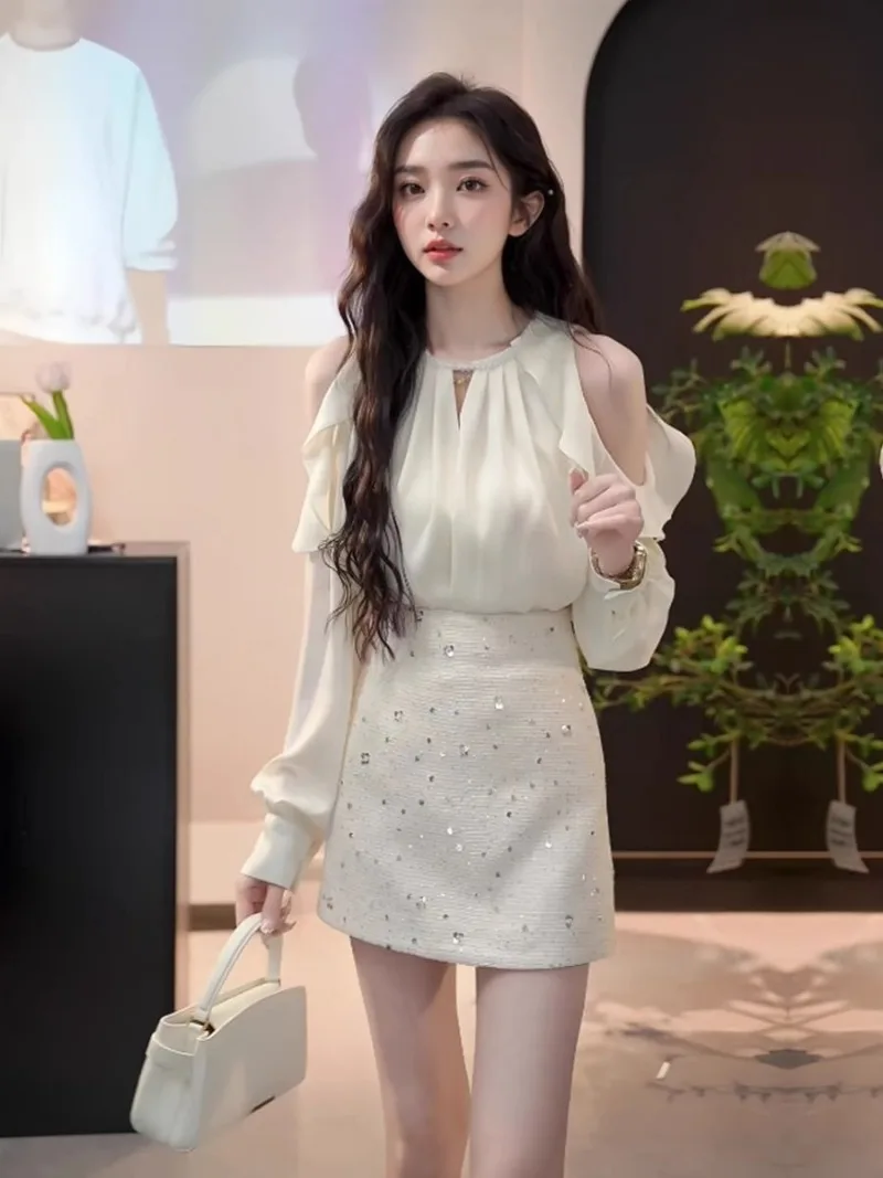 

Новая мода, милый женский костюм, весенне-осенний комплект с оборками и бисером, блузка с длинными рукавами и блестками + мини-юбка, комплект из двух предметов