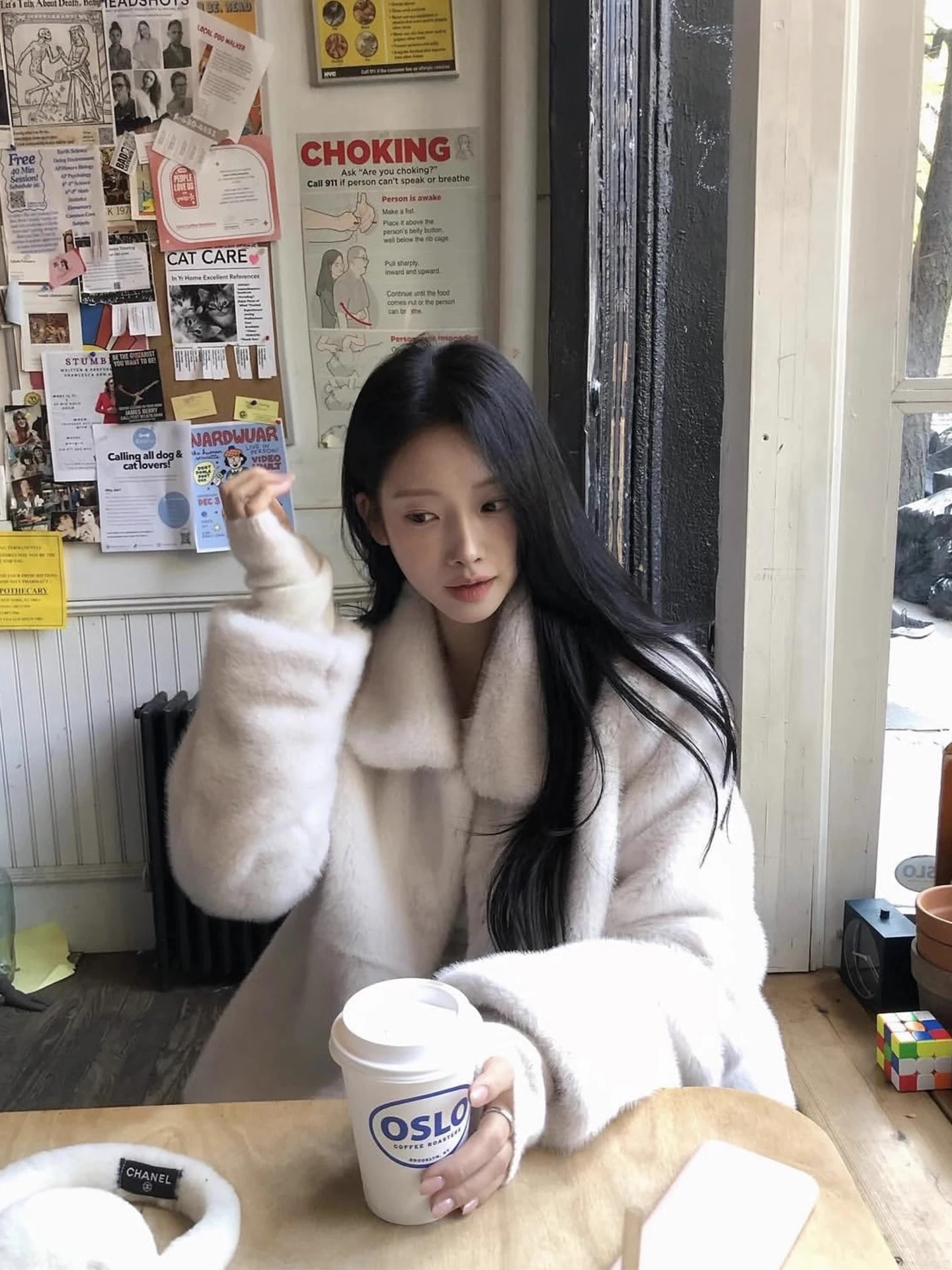 صديقة للبيئة فو الفراء معطف المرأة شتاء جديد Sle تنوعا الملابس القطنية الدافئة لطيف الرياح طوق رقيق ملابس خارجية