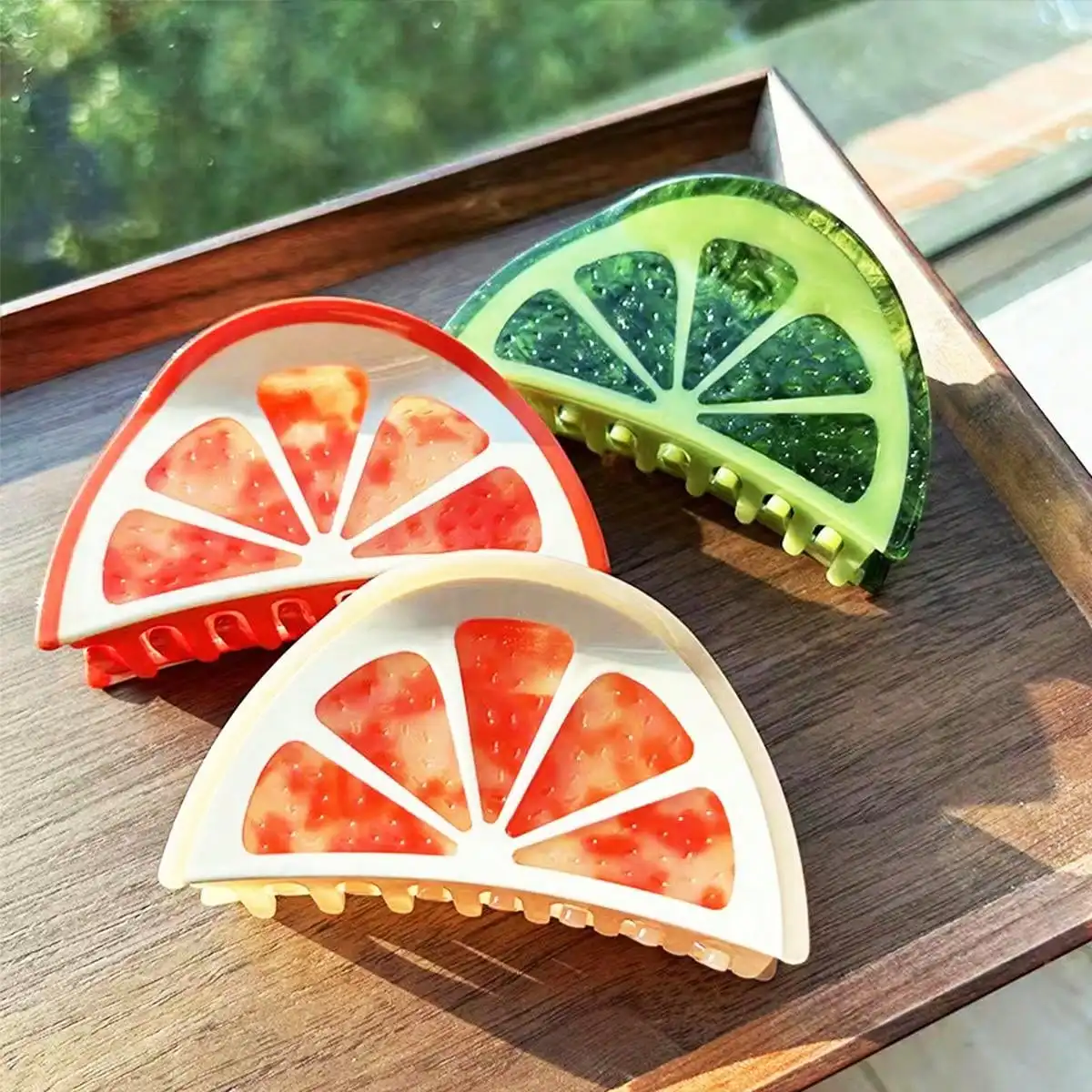 1pc style fruit shaped hair clip, made of vinegar material, with grapefruit and avocado color scheme design, large size