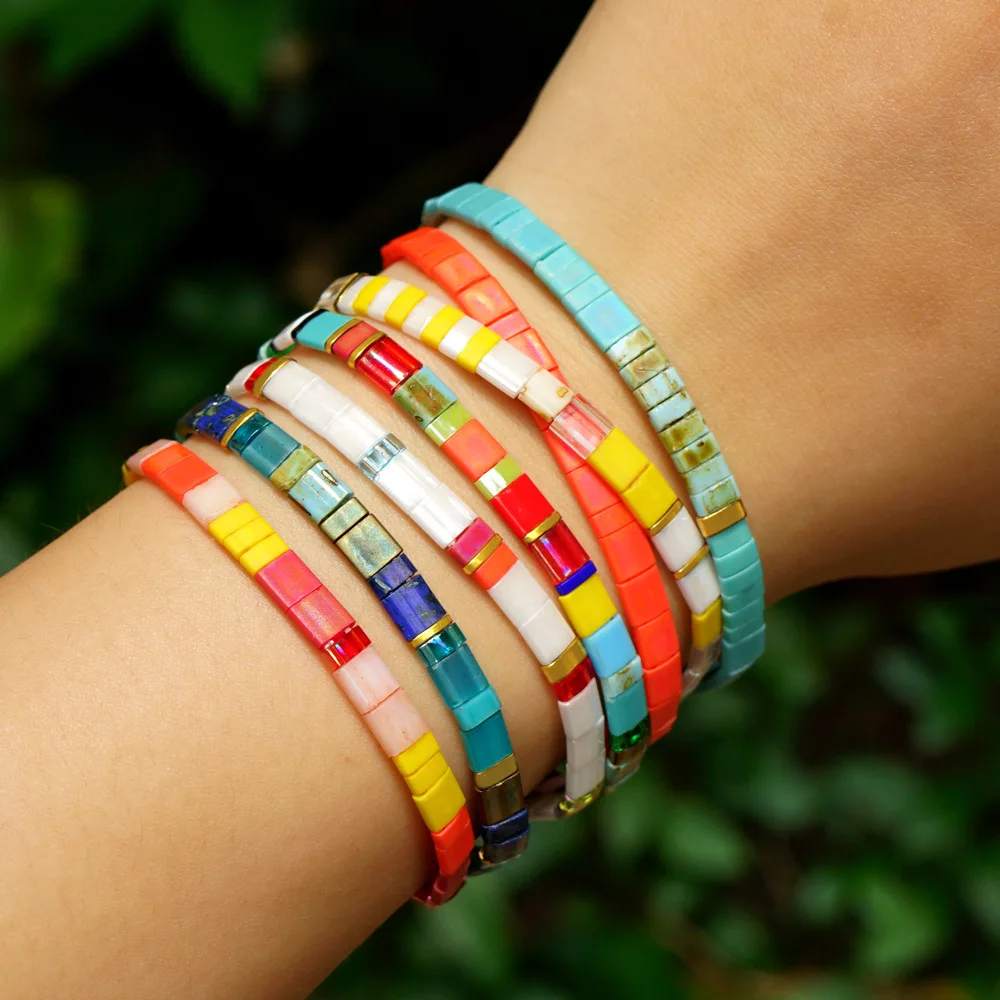 A Bohemian style colorful contrasting Tila handmade bead bracelet suitable for girls' daily gift giving and layering