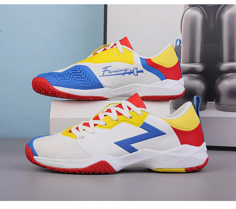 รองเท้าวิ่งน้ำหนักเบาพิเศษ รุ่นใหม่ ฤดูใบไม้ผลิ 2025 รองเท้ากีฬาผู้หญิง หนัง ระบายอากาศ พื้นนุ่ม กันลื่น รองเท้าลำลองน้ำหนักเบา