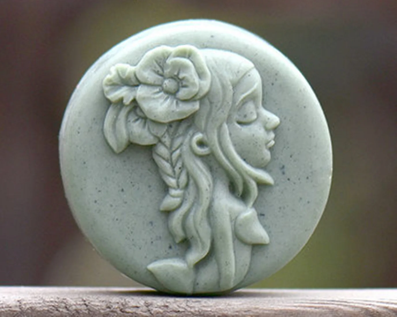 New Product!!1pcs Flower Girl (R1868) Silicone Handmade Soap Mold Crafts DIY Mould