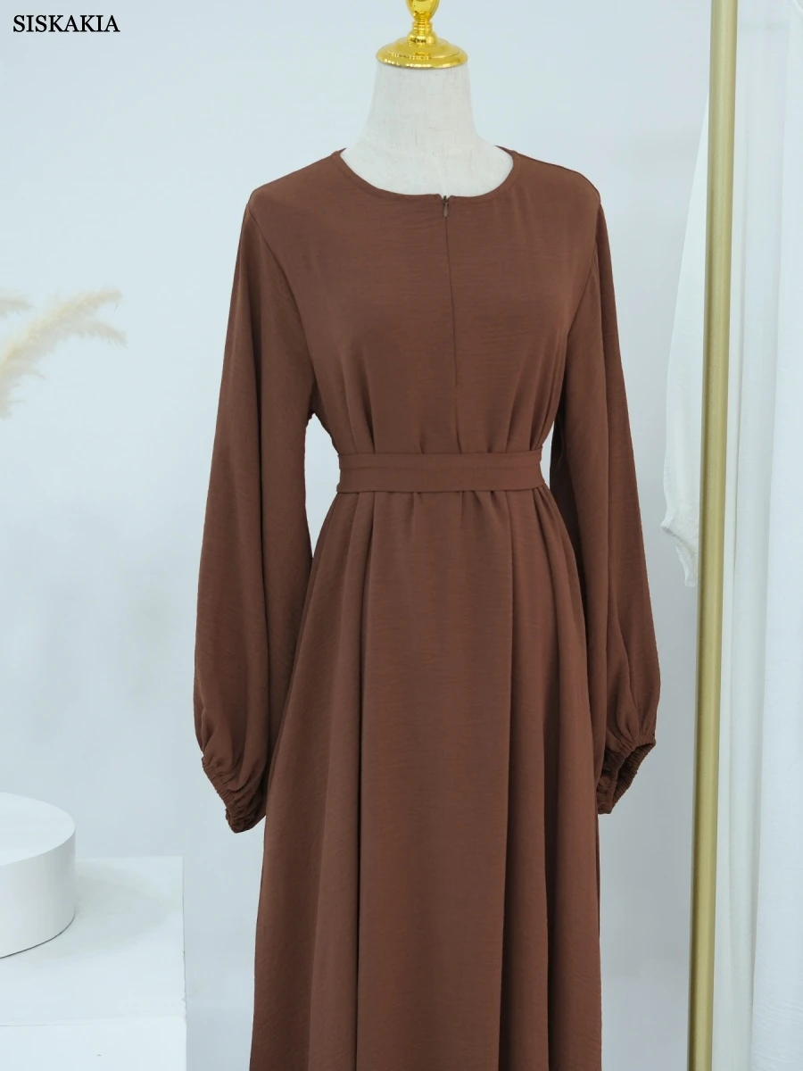 Siskakia – robe musulmane élégante à manches groupées, ceinture incluse, Abaya solide de dubaï, col rond, Kaftan 2025