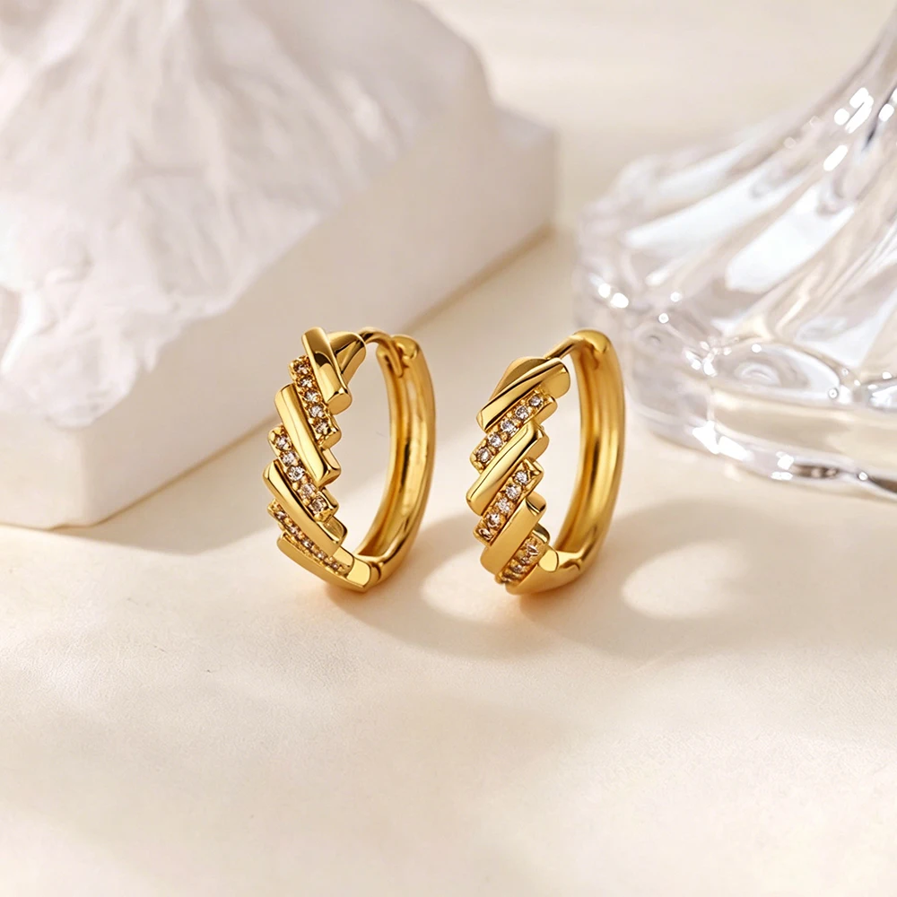 

Zircon Geometirc Texture Hoop Earrings for Women 18K Gold Plated Small Hoop Earrings Fashion Jewelry Gifts for Party