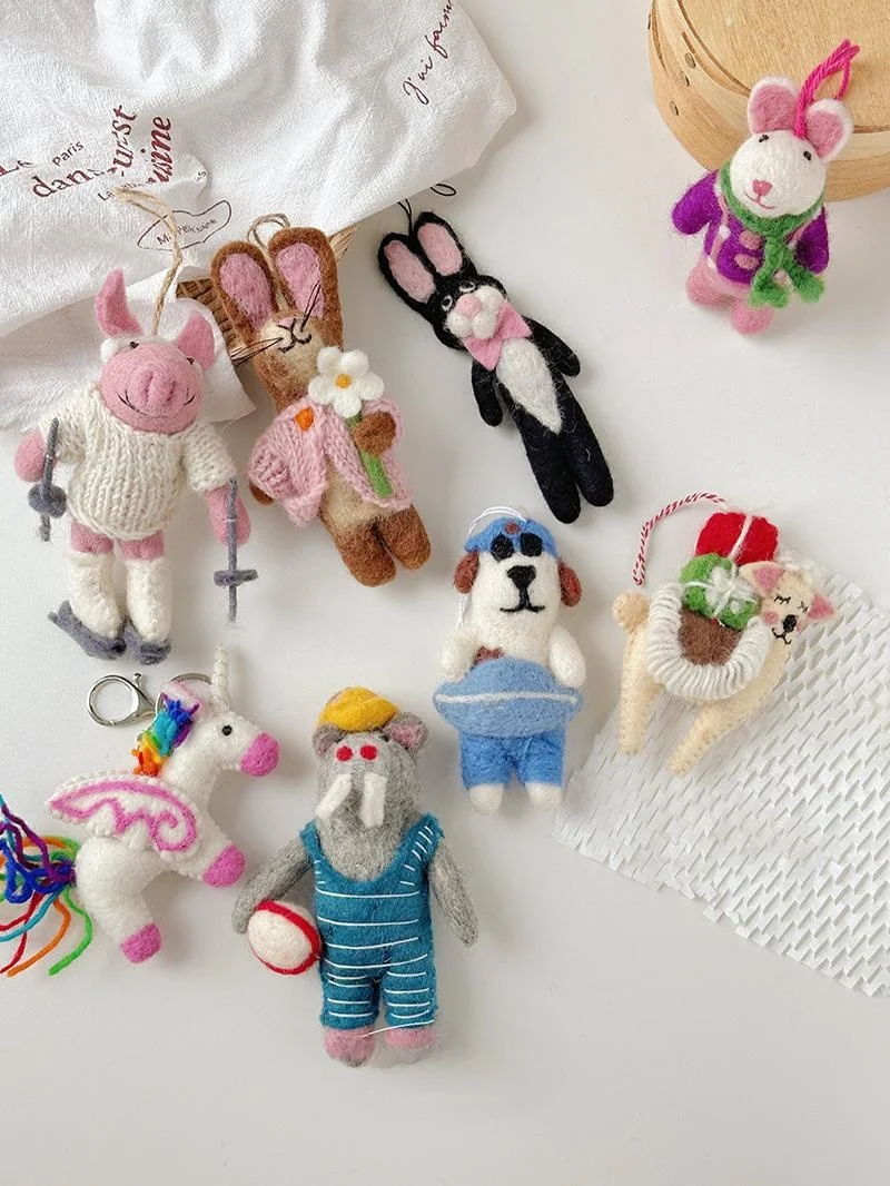 

Cute Animal Keychain Rabbit Wool Felt Dog Plu Toy Pig Doll Hanging Decoration Bag Accories Overseas Origin Faionable