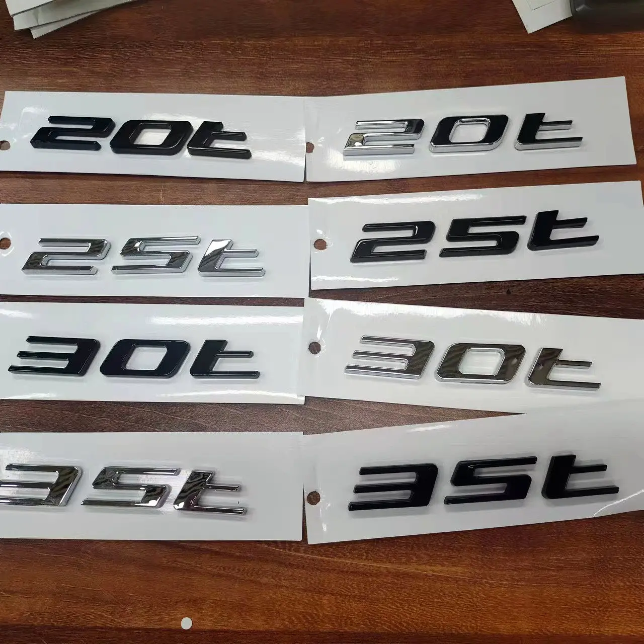 Srebrno-czarna naklejka z literami na emblemat bagażnika samochodu Jaguar, pasuje do Jaguar XJ F-TYPE F-PACE E-PACE 20t 25t 30t 35t, akcesoria