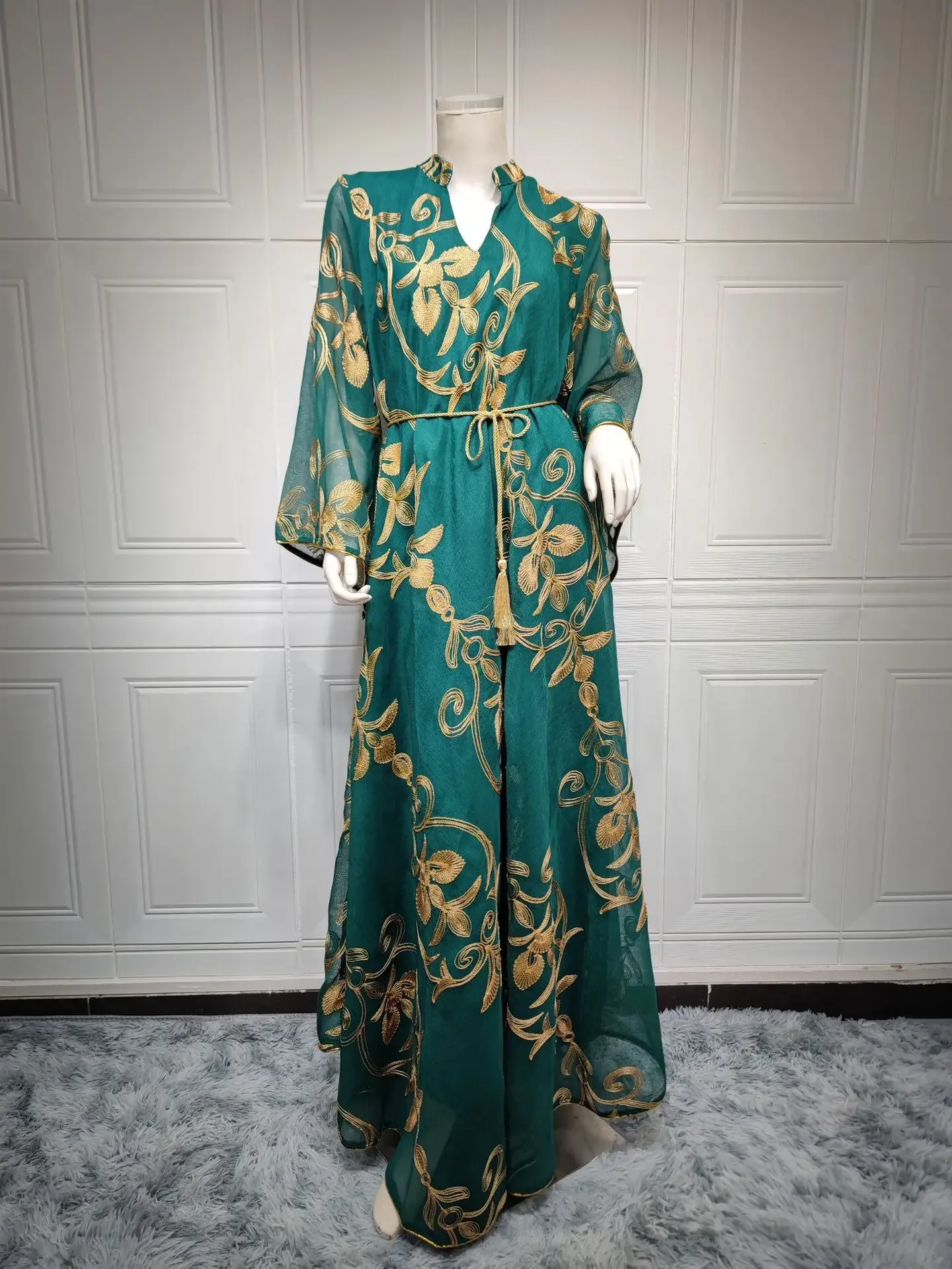 2023 Muslim Dress Arab Dubai Embroidery Mesh Dress Muslim Abayas for Women European Muslim Party Dinner Fashion Evening Dress