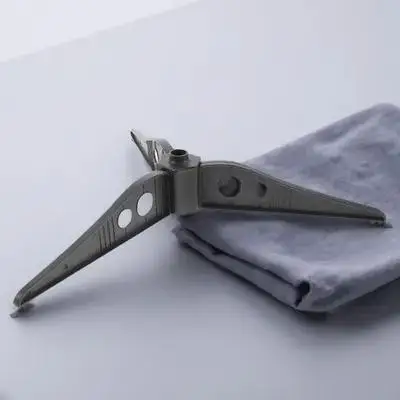 

Sturdy Christmas Tree Stand Plastic Base Stable Triangle Structure Easy to Assemble Xmas Tree Support Rack Christmas Supplies