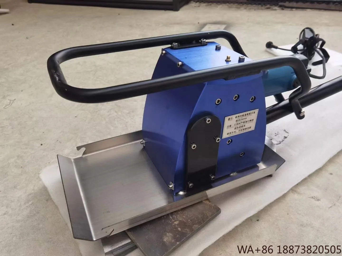 آلة إزالة الخبث بالليزر لتنظيف الخبث مع المحرك الأساسي ومكونات التروس وشبكة السيف