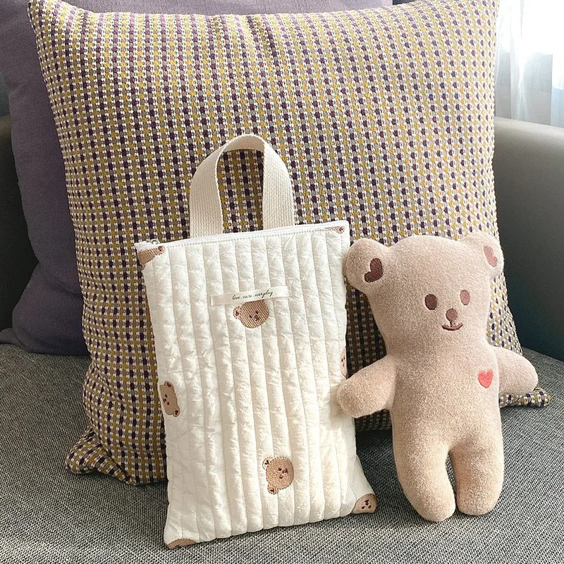 コットンベビーおむつバッグおむつポーチ旅行ベビーカー収納バッグ韓国のインキュートベア刺繍ママバッグハンドバッグ