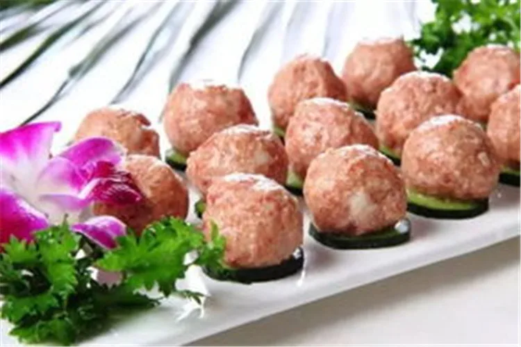 เครื่องทําลูกชิ้นราคาโรงงานคุณภาพสูงประสิทธิภาพดี